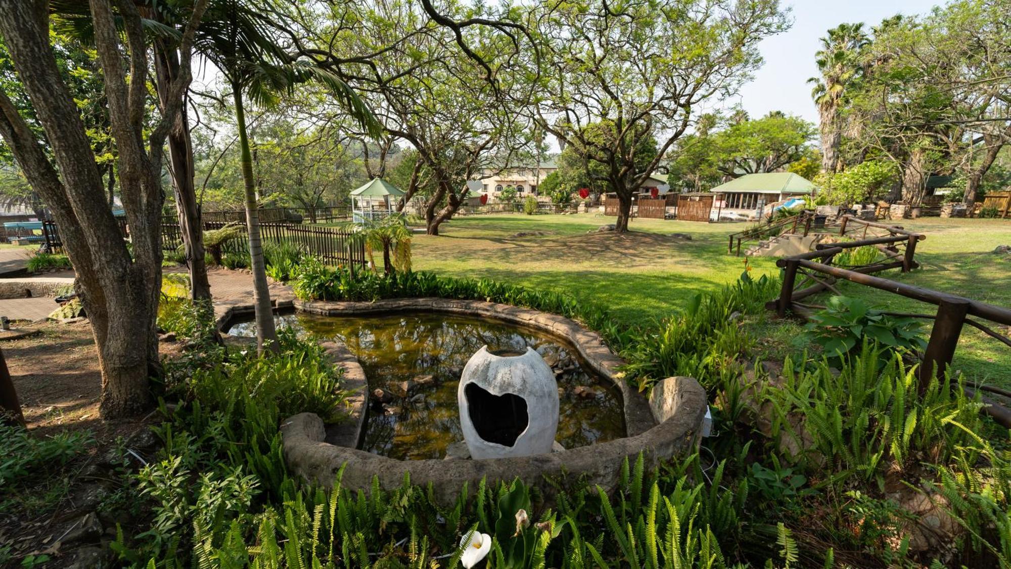 Gooderson Natal Spa Hot Springs Resort Paulpietersburg Extérieur photo